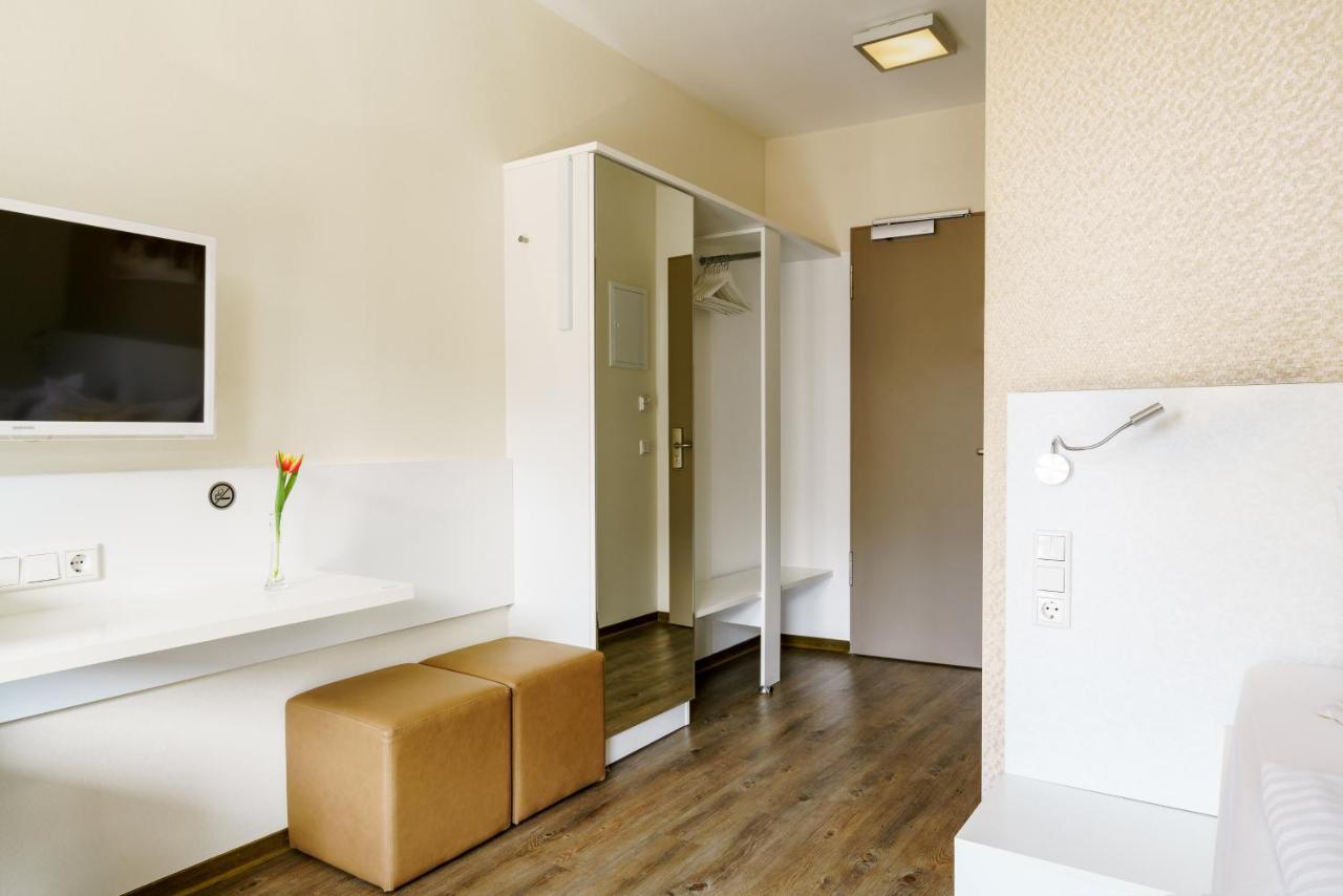 Radlon Fahrrad-Komfort-Hotel วาเริน ภายนอก รูปภาพ