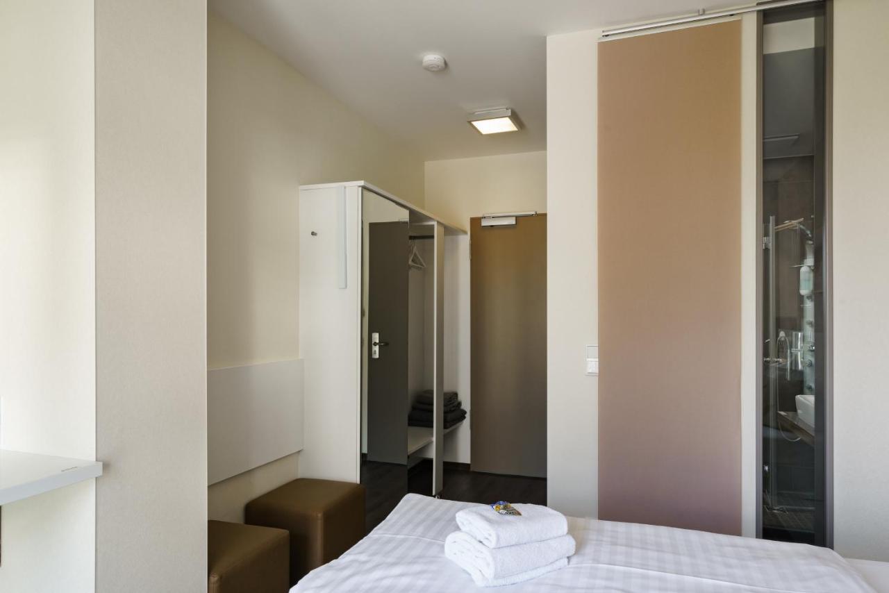 Radlon Fahrrad-Komfort-Hotel วาเริน ภายนอก รูปภาพ