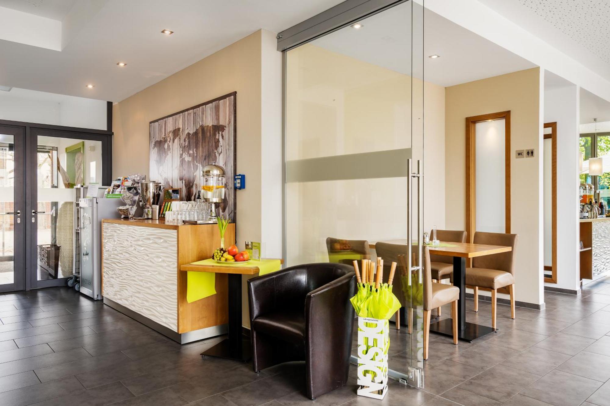 Radlon Fahrrad-Komfort-Hotel วาเริน ภายนอก รูปภาพ