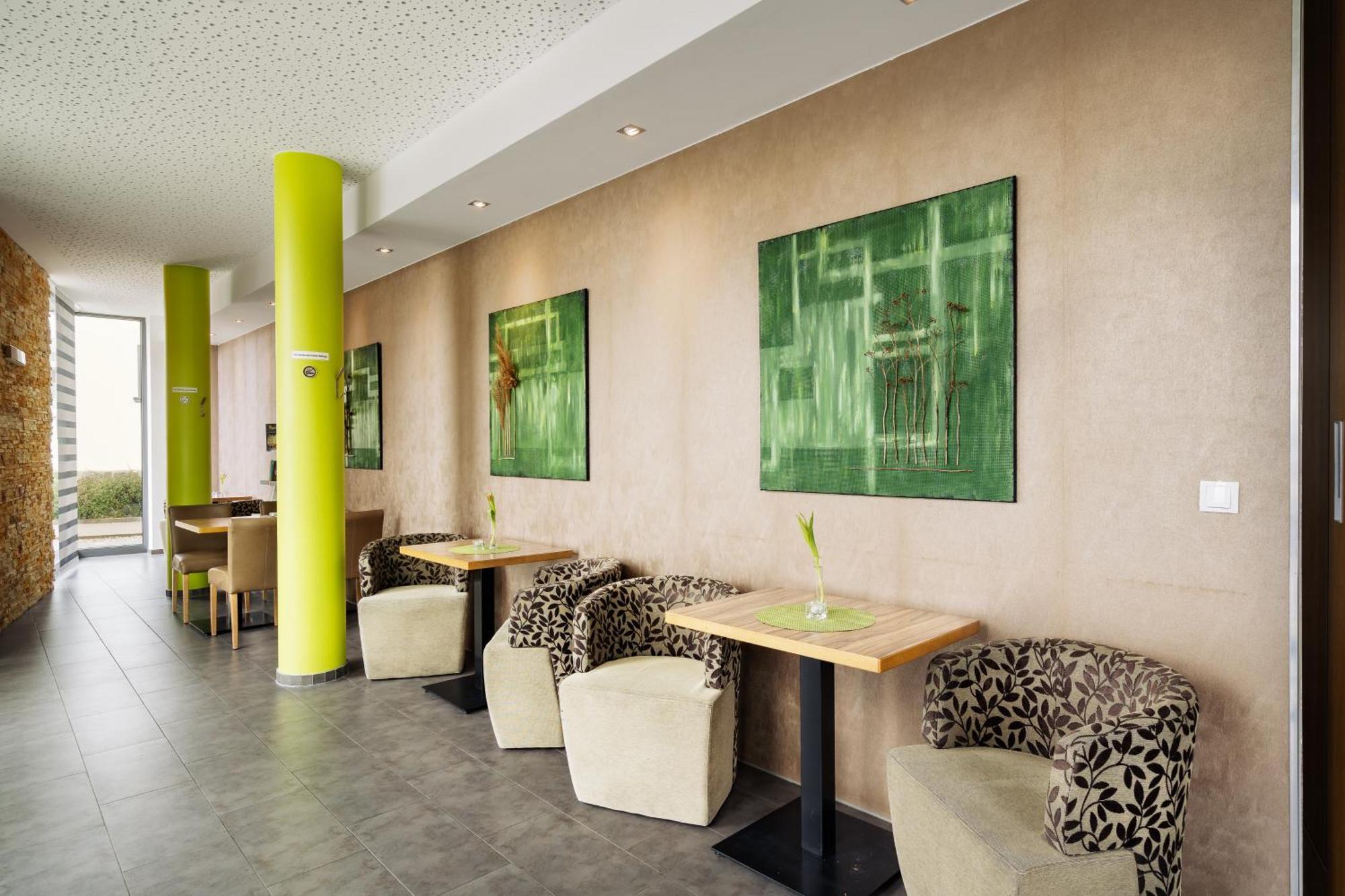 Radlon Fahrrad-Komfort-Hotel วาเริน ภายนอก รูปภาพ
